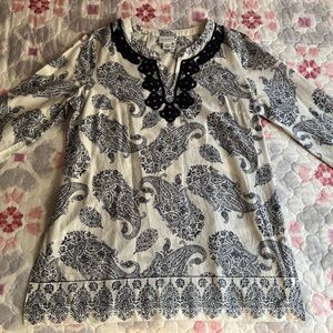 Liz Claiborne Navy and White Paisley Tunic Embroidery 3/4 Sleeves 100% Cotton LG